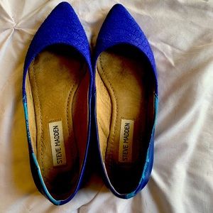 Steve Madden Blue Flats